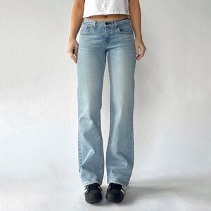 Levi's Middy Ankle Bootcut Low Rise Jeans 27